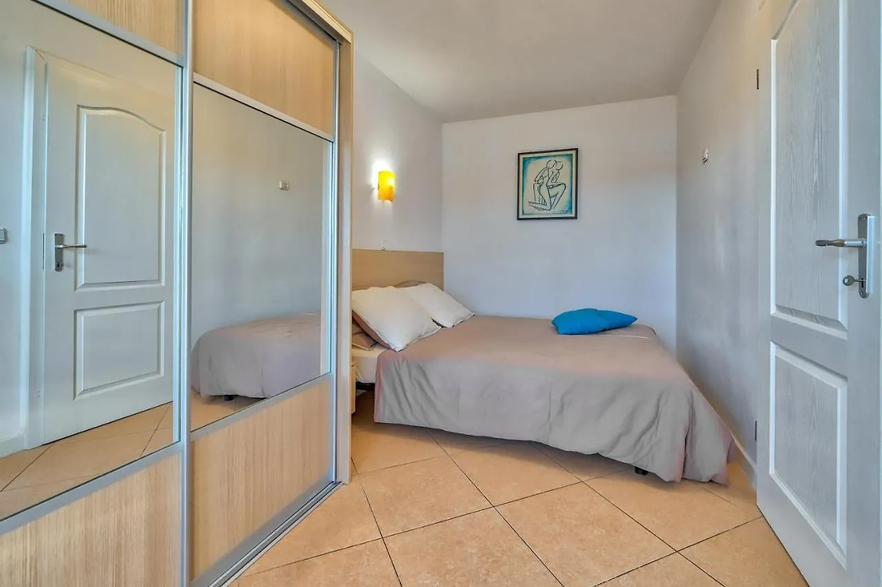 Apartman Lux Medulin 0*,  Croatia